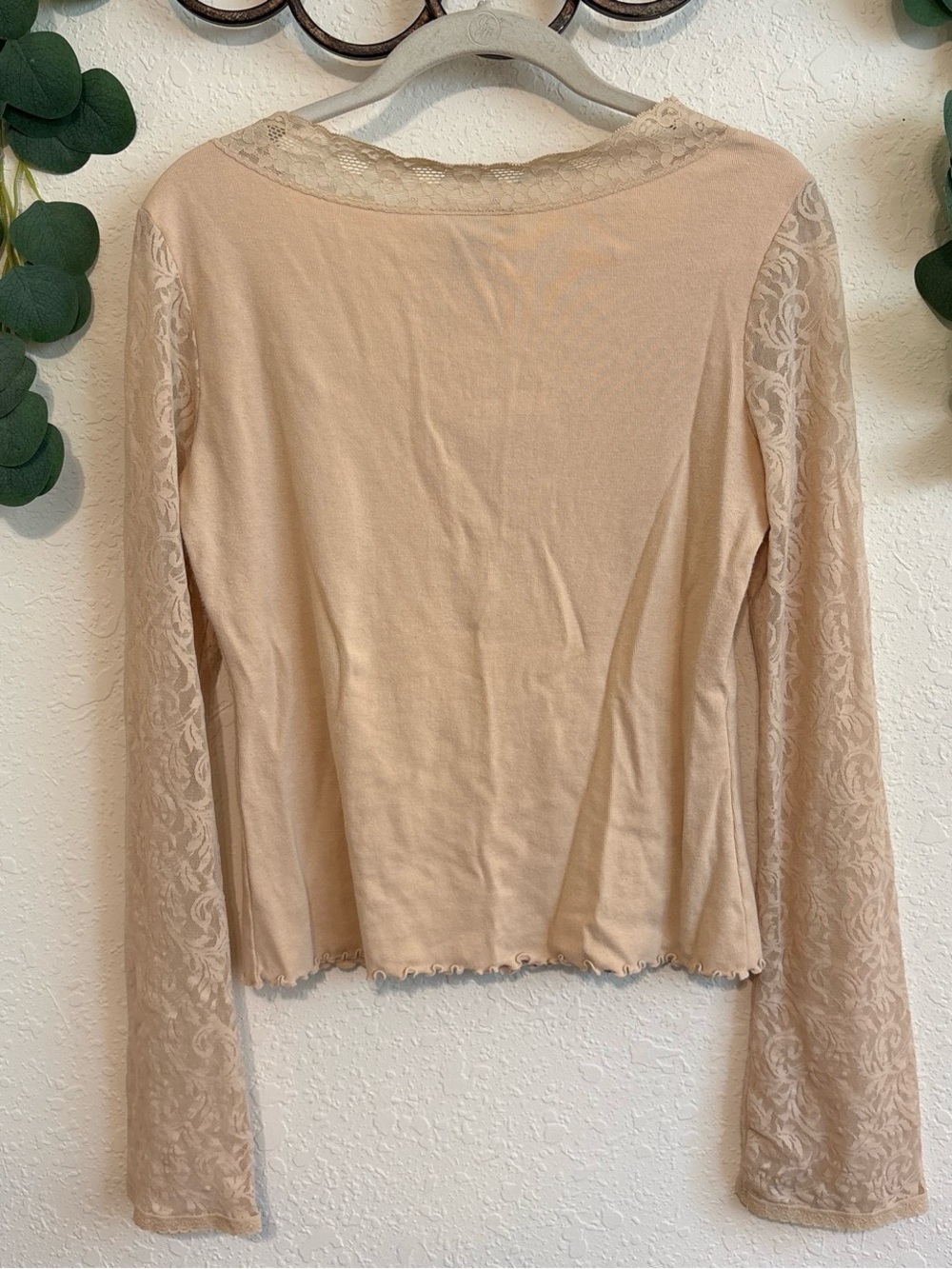 Vintage 90s/Y2K Cream Lace Sheer Flare-Sleeved Fairy Top💕 - Picture 4 of 5